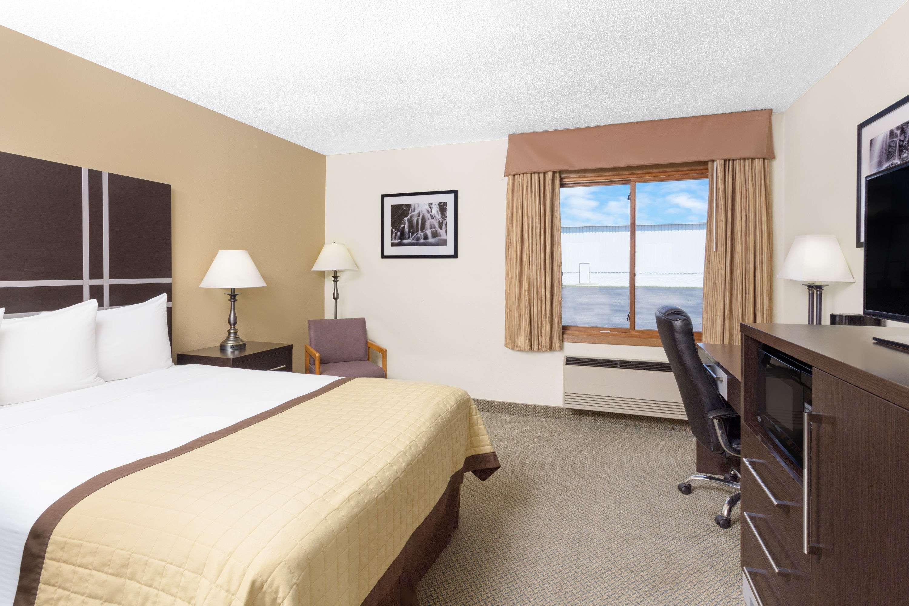Baymont By Wyndham Green Bay Exteriér fotografie